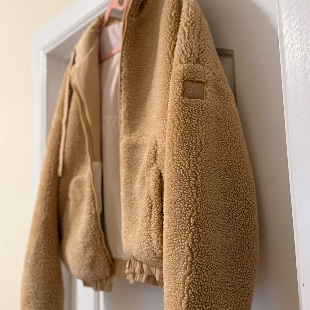 ALO Yoga Camel Sherpa Bomber Jacket
